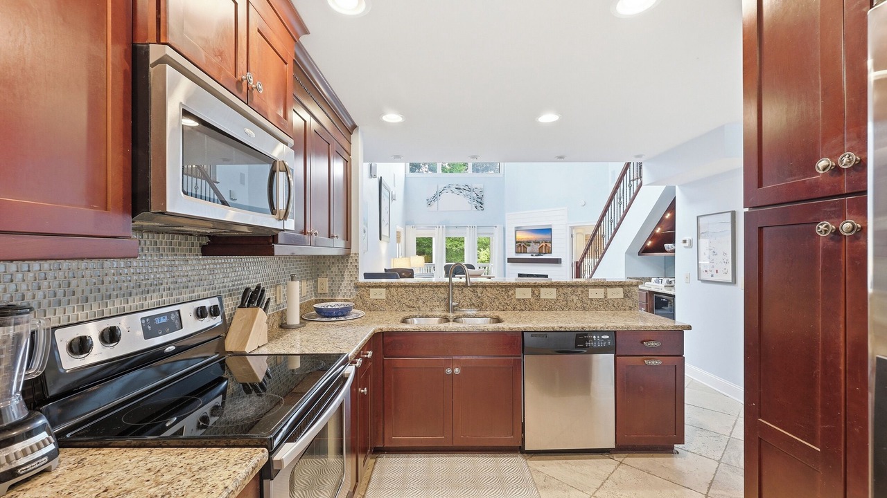 Photo of Kitchen in Arcadian Shores