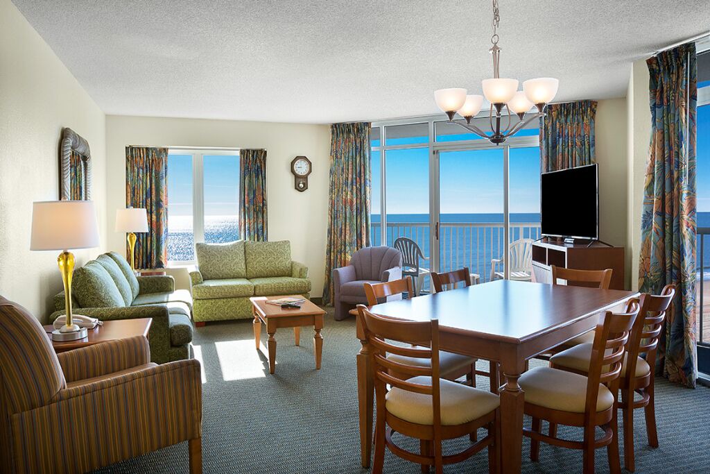 Photo of Livingroom in Arcadian Shores