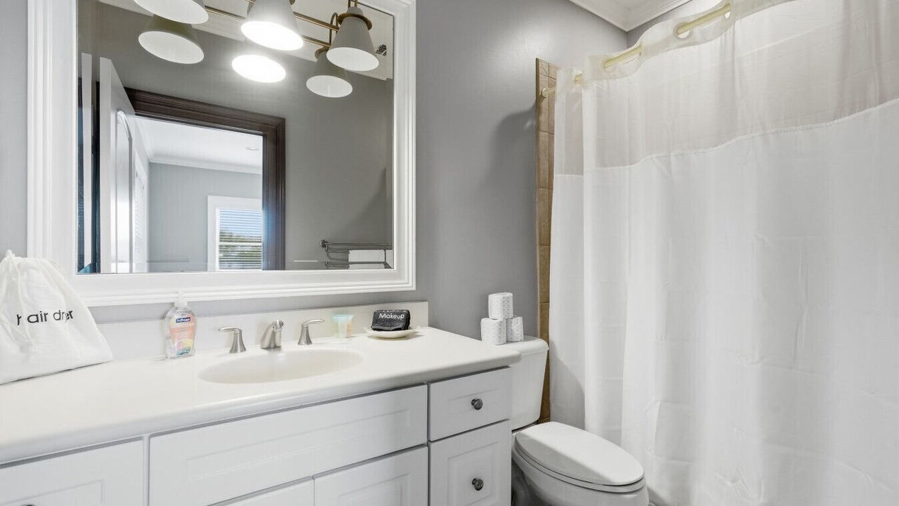 Photo of Bathroom in Tybee Island