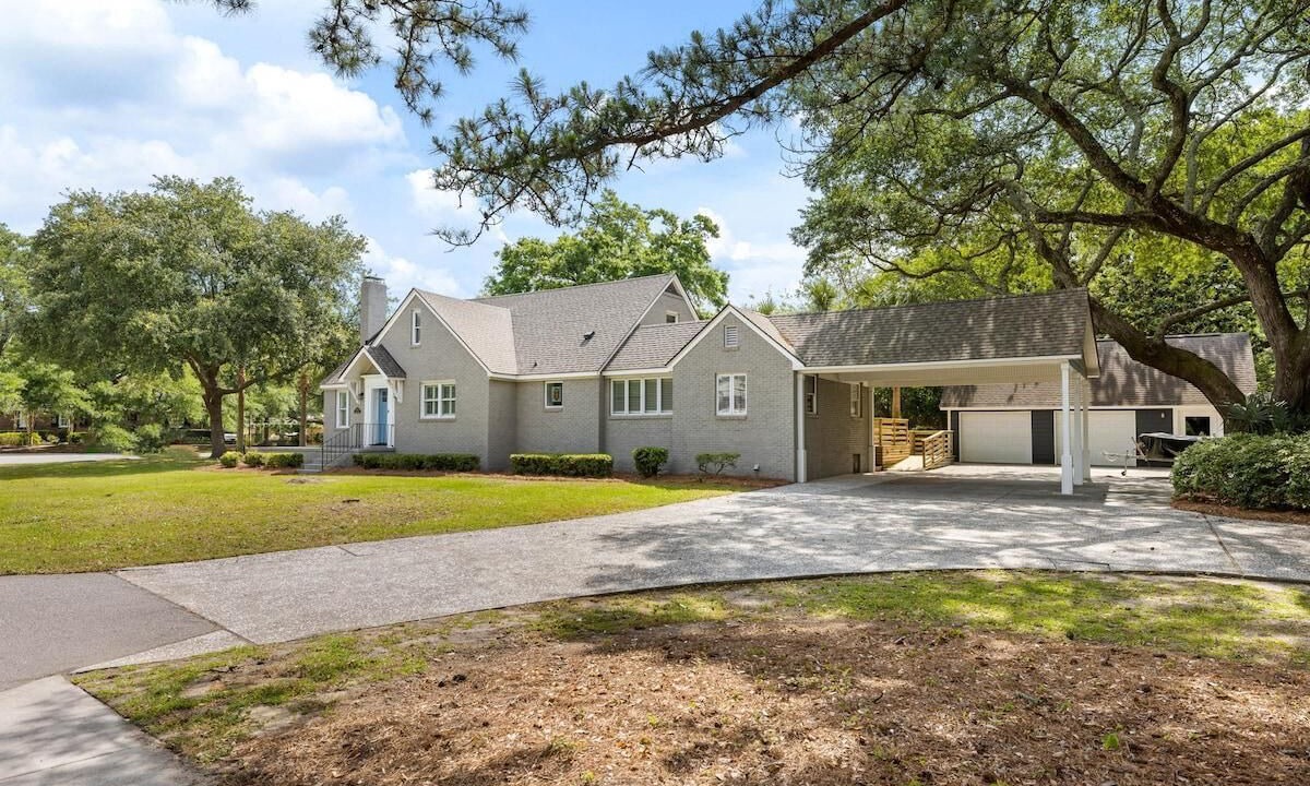 Photo of Outdoor in Mount Pleasant