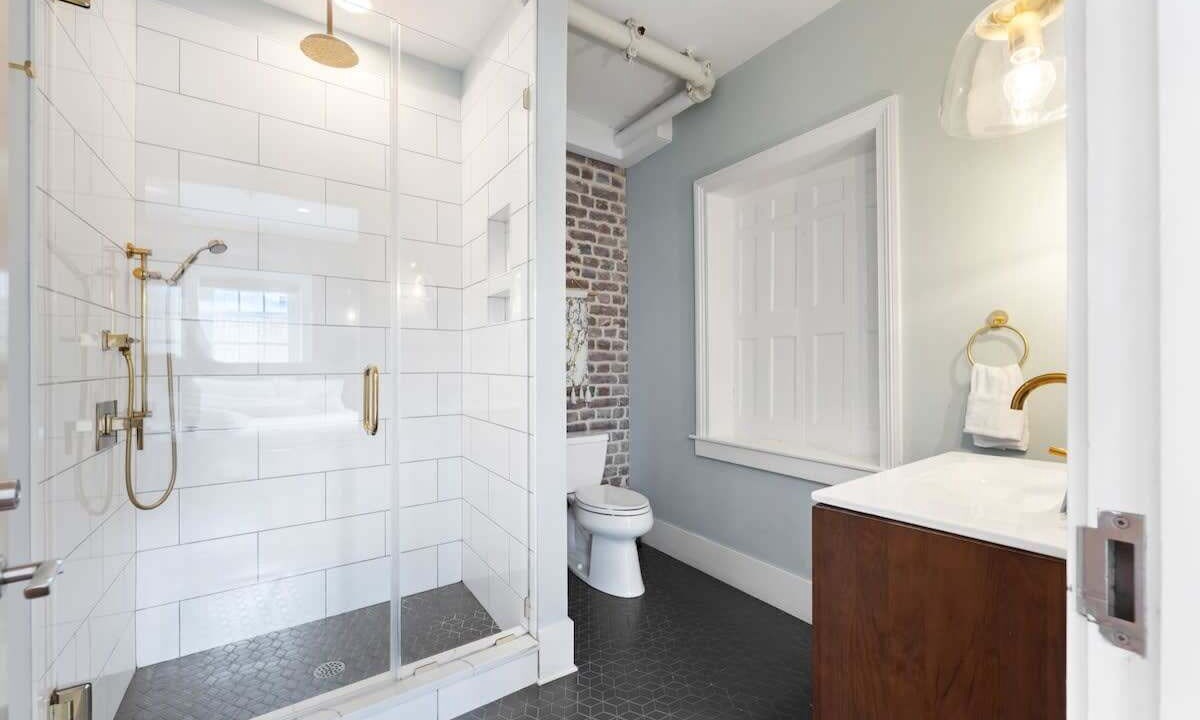 Photo of Bathroom in French Quarter