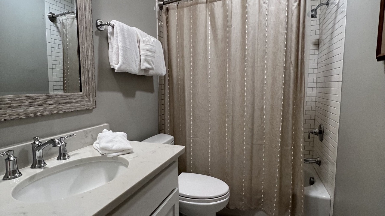 Photo of Bathroom in West Beach