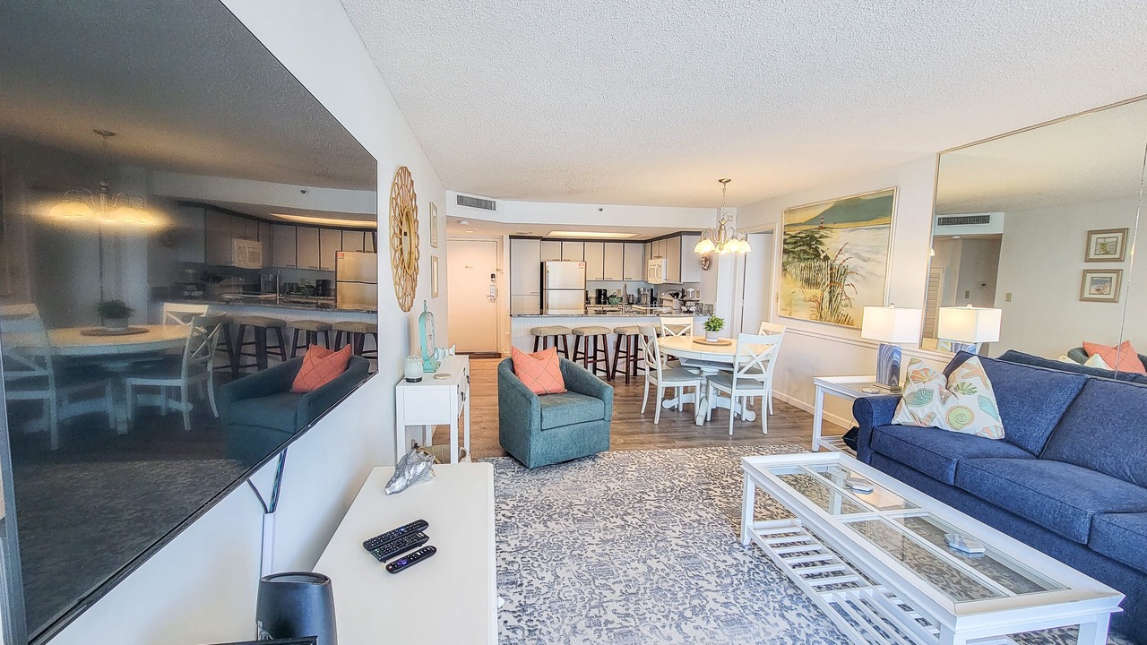 Photo of Livingroom in Arcadian Shores