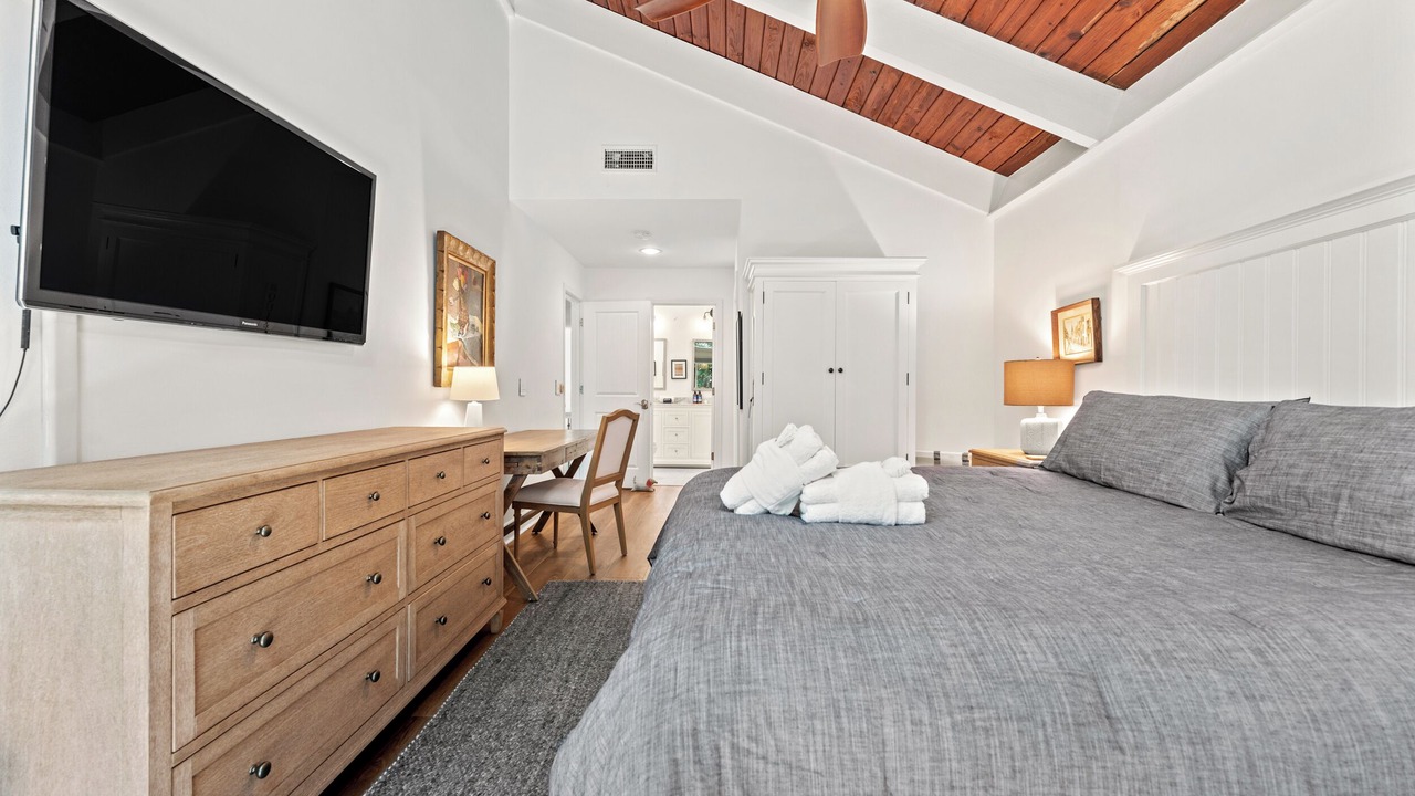 Photo of Bedroom in Lawton Woods