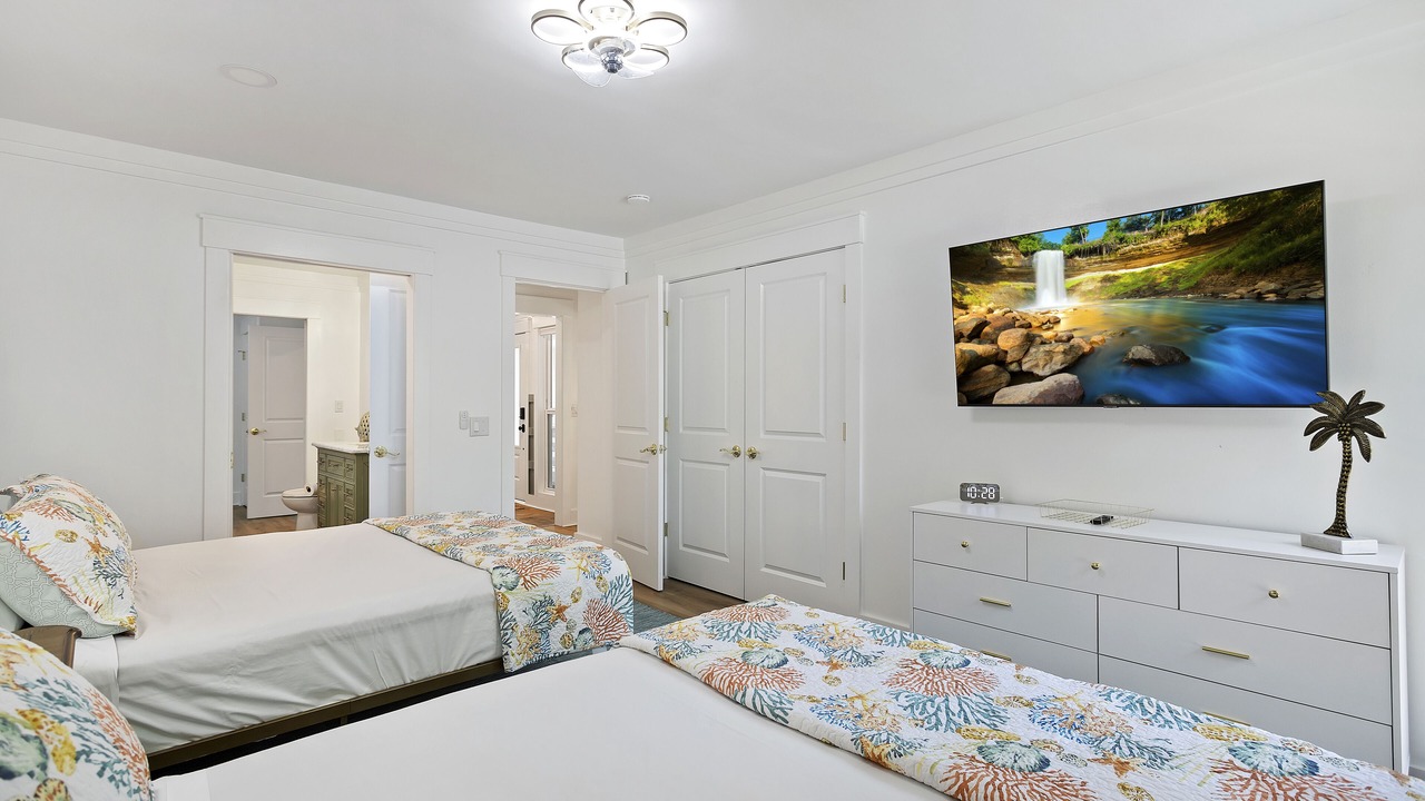 Photo of Bedroom in Isle of Palms