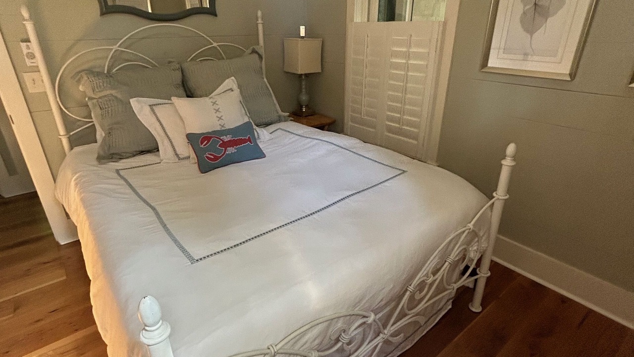 Photo of Bedroom in Olde Town