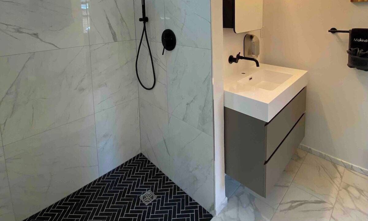 Photo of Bathroom in North Charleston