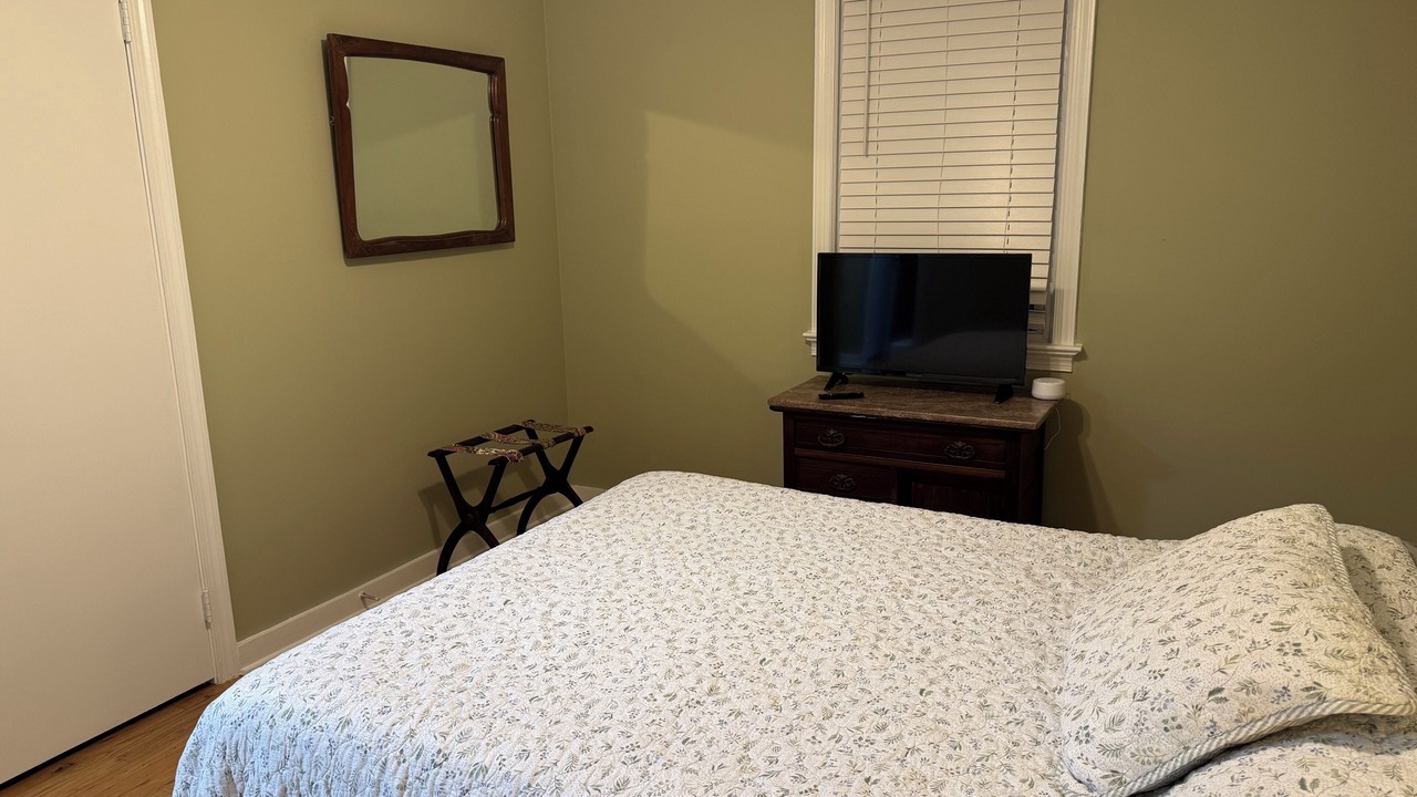 Photo of Bedroom in Summerville