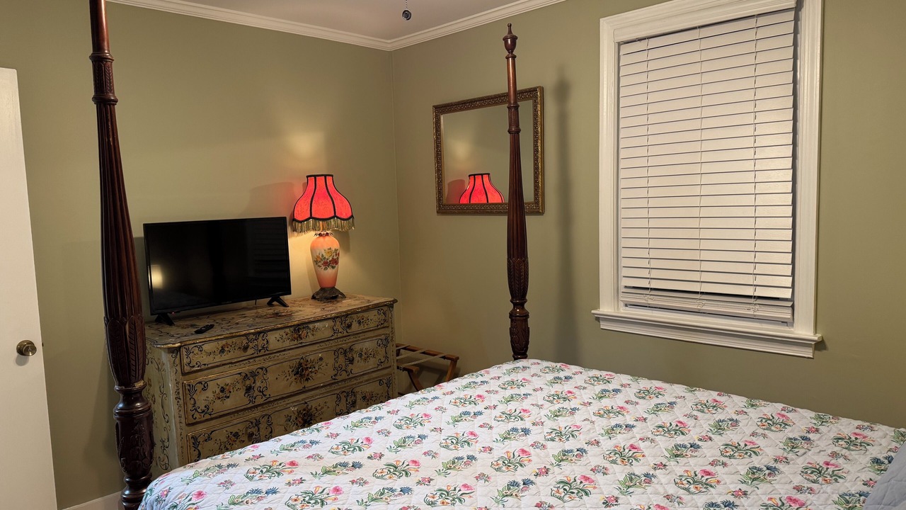 Photo of Bedroom in Summerville