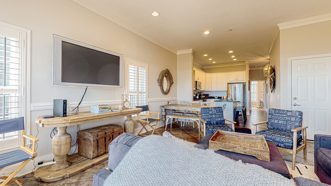 Photo of Livingroom in Waters Edge