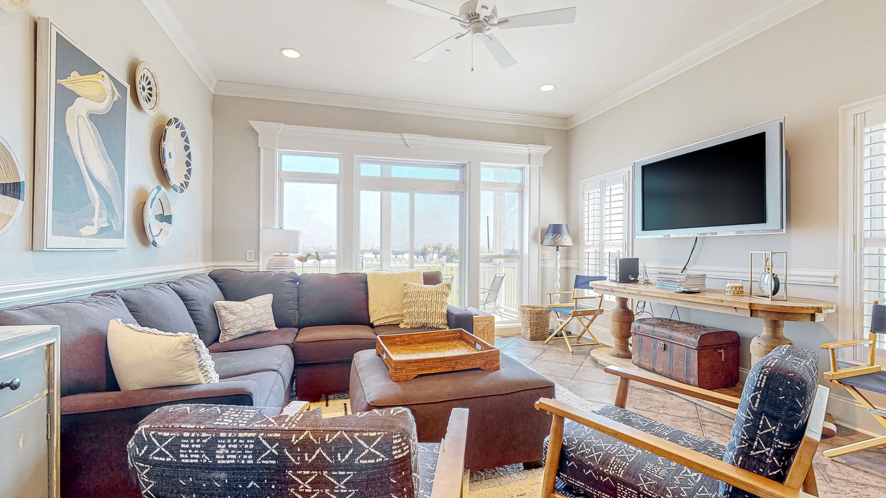 Photo of Livingroom in Waters Edge