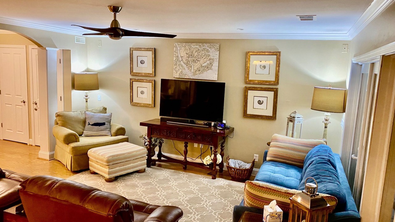 Photo of Livingroom in Saint Helena Island
