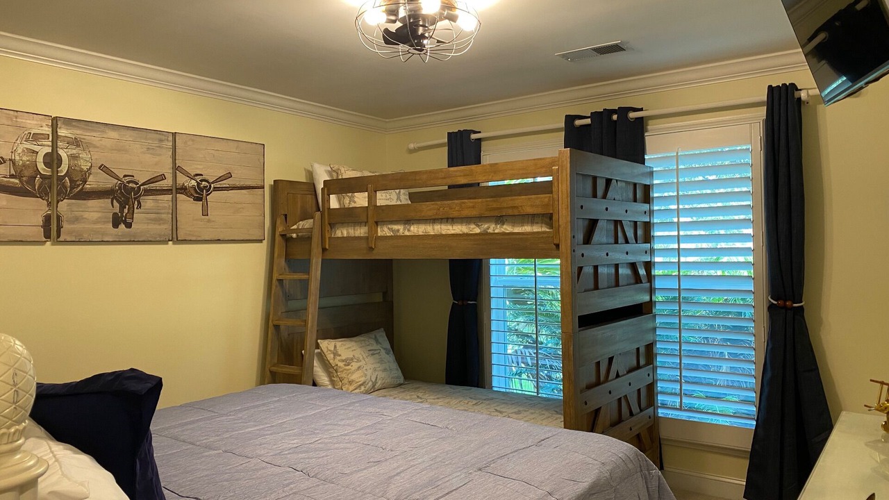 Photo of Bedroom in Saint Helena Island