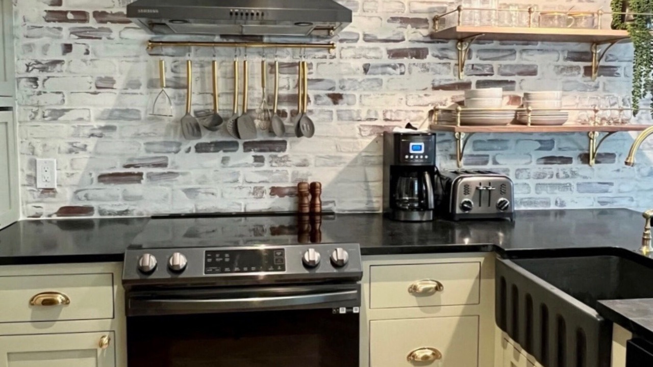 Photo of Kitchen in Metropolitan