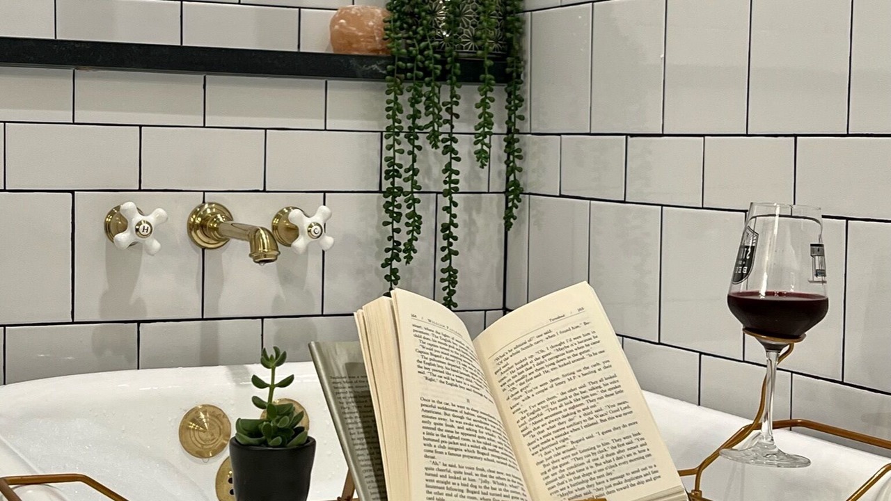 Photo of Bathroom in Metropolitan