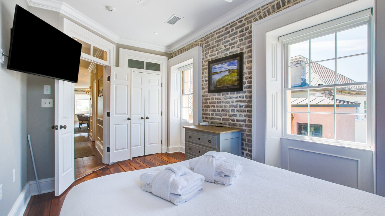Photo of Bedroom in South of Broad