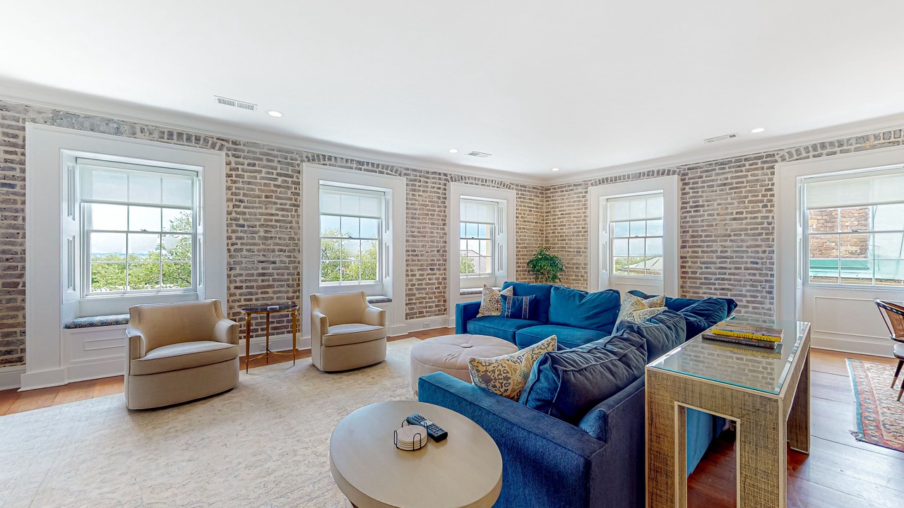 Photo of Livingroom in South of Broad