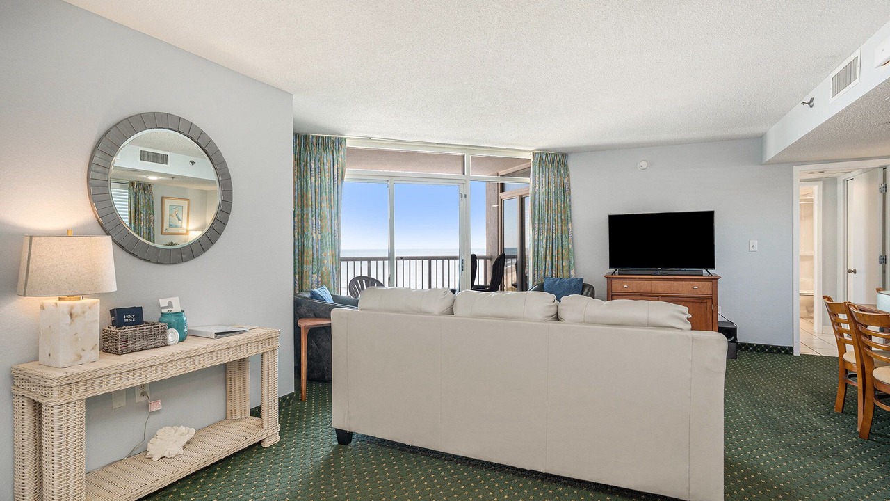 Photo of Bedroom in Arcadian Shores