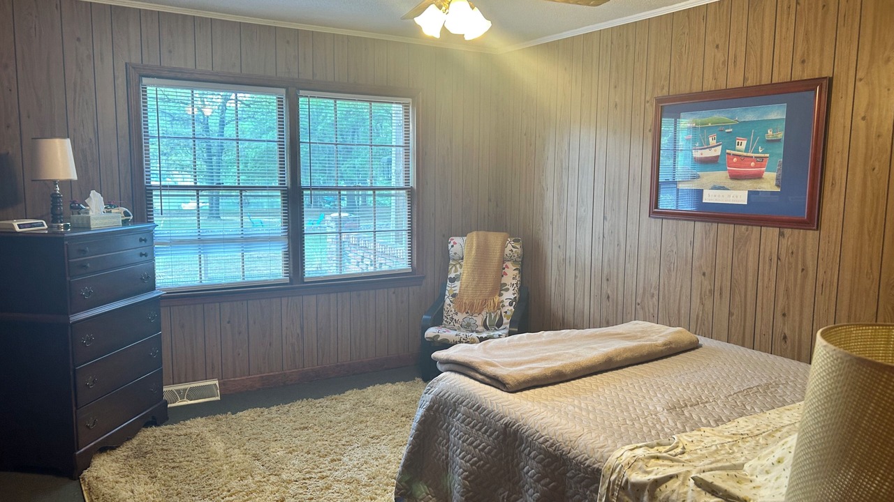 Photo of Bedroom in Eutawville
