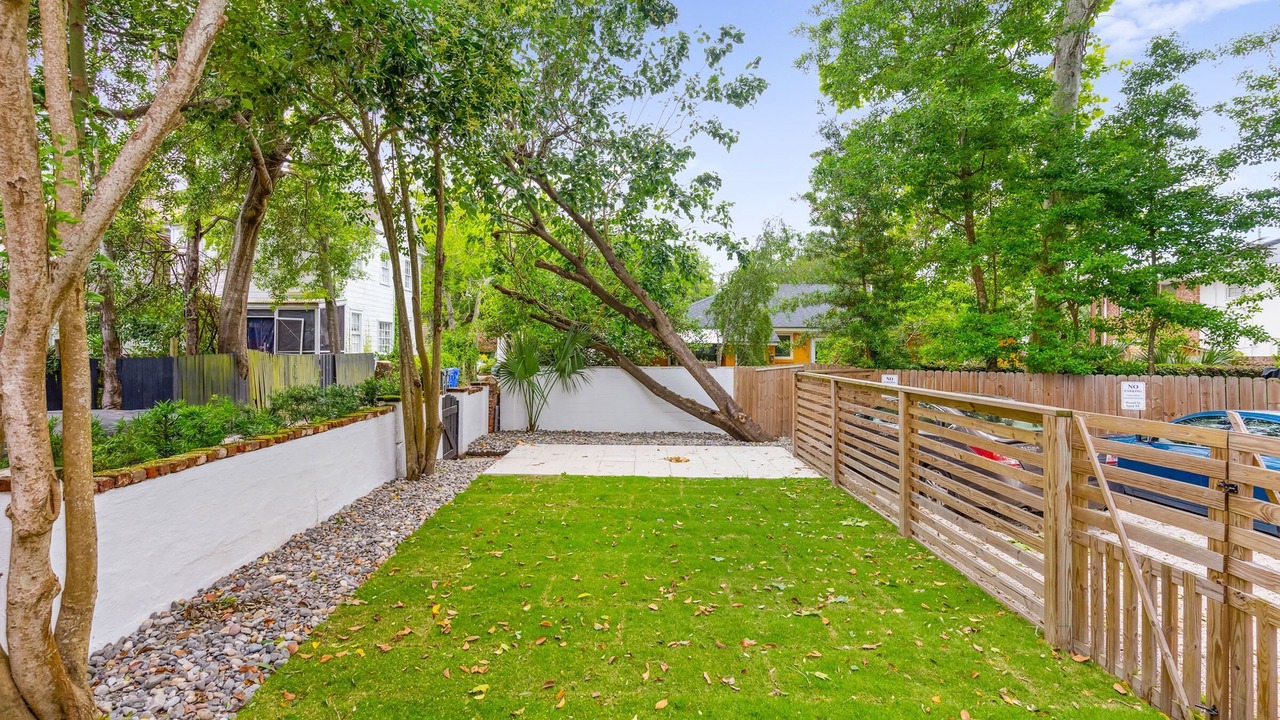 Photo of Outdoor in Harleston Village