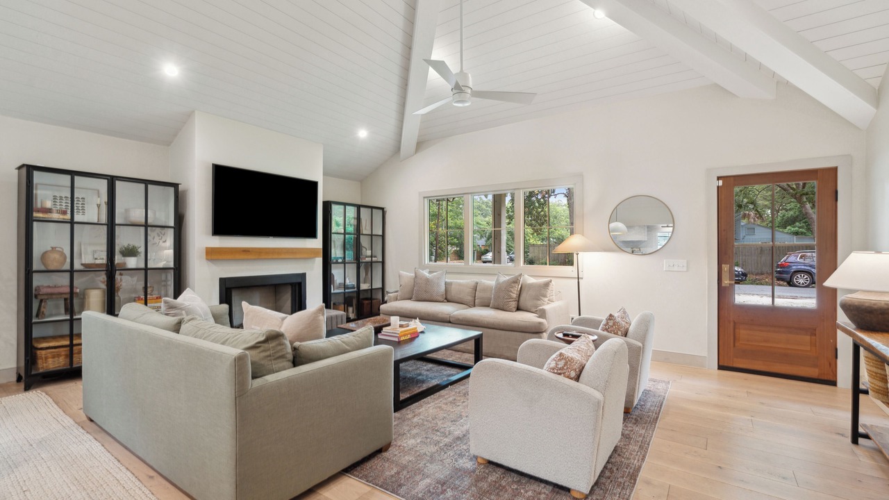 Photo of Livingroom in Old Village