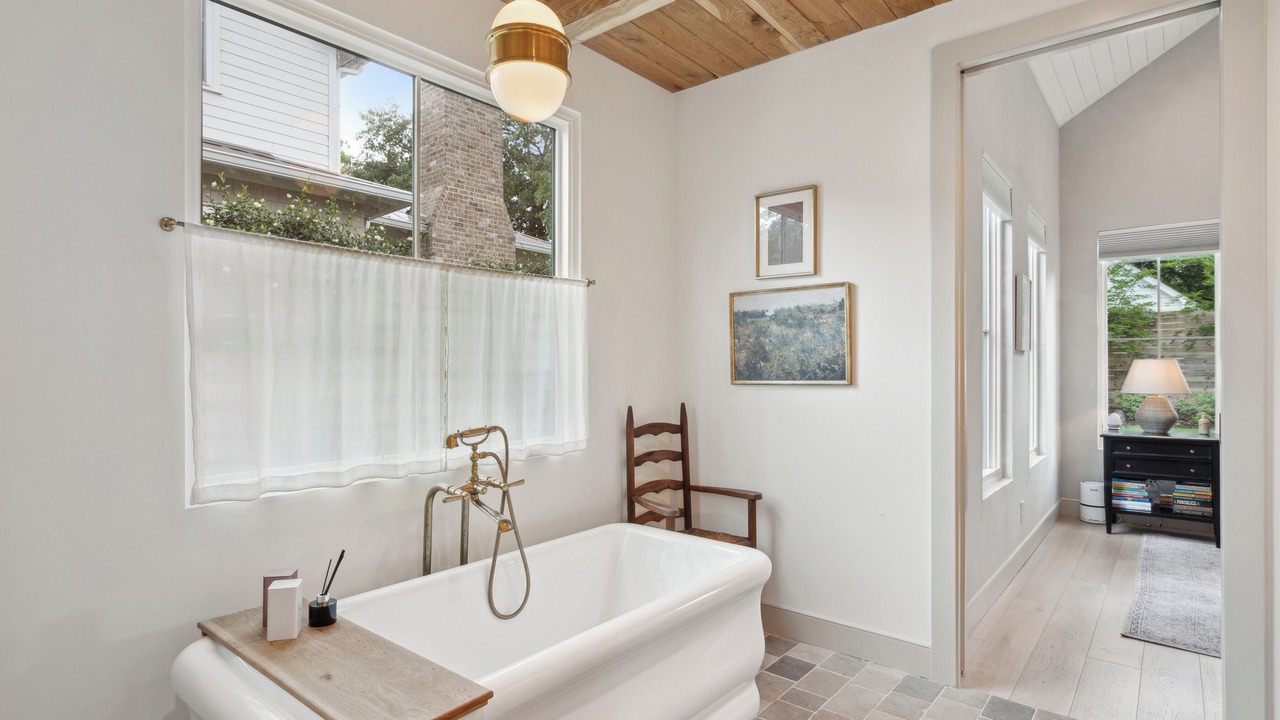 Photo of Bathroom in Old Village