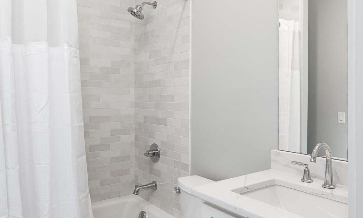 Photo of Bathroom in Edisto Island