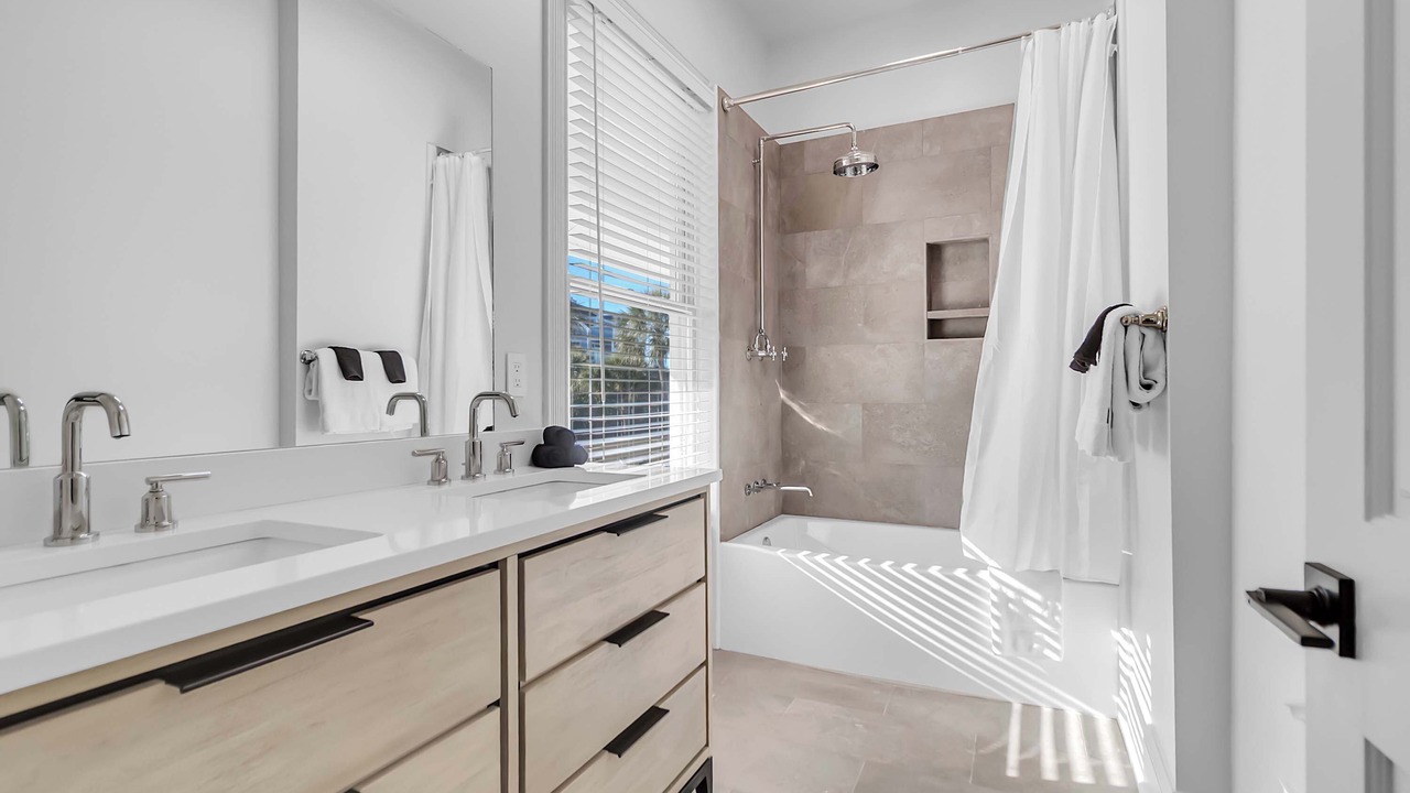 Photo of Bathroom in Ocean Point
