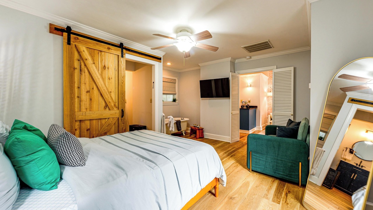 Photo of Bedroom in Georgetown