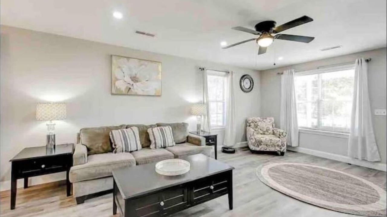 Photo of Livingroom in Johns Island