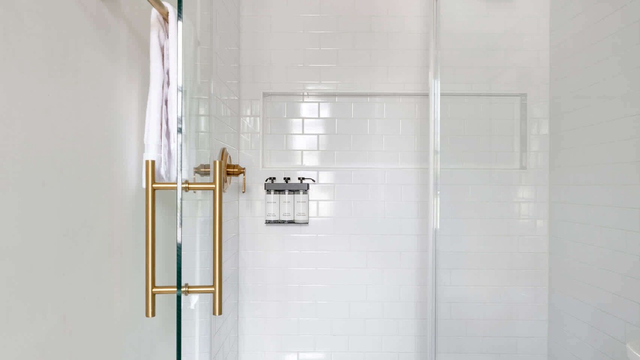 Photo of Bathroom in Cannonborough Elliotborough