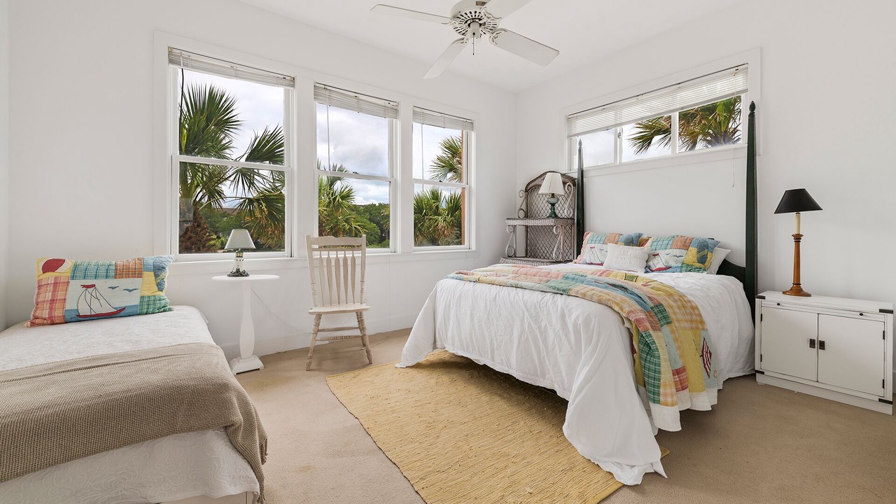 Photo of Bedroom in Debordieu Colony