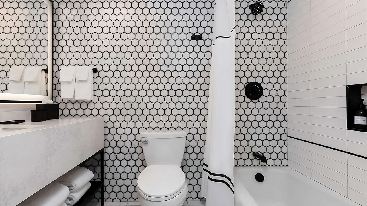 Photo of Bathroom in Charleston Historic District