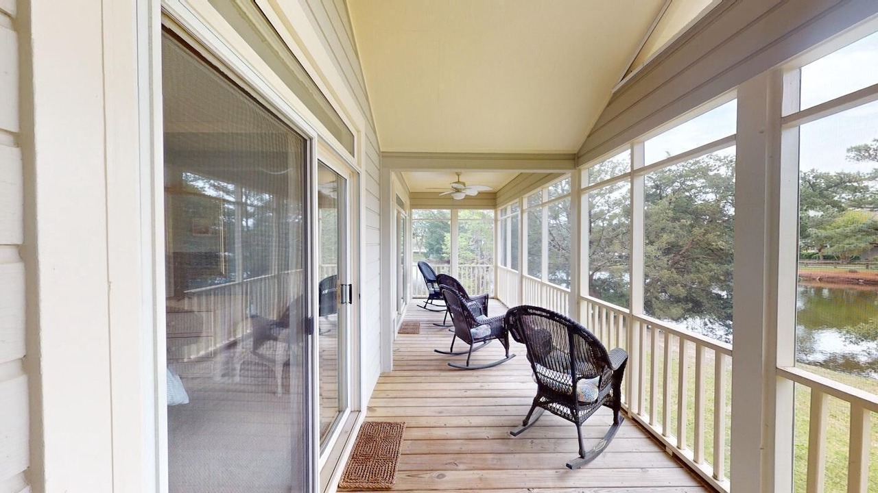 Photo of Patio Balcony in Litchfield by the Sea