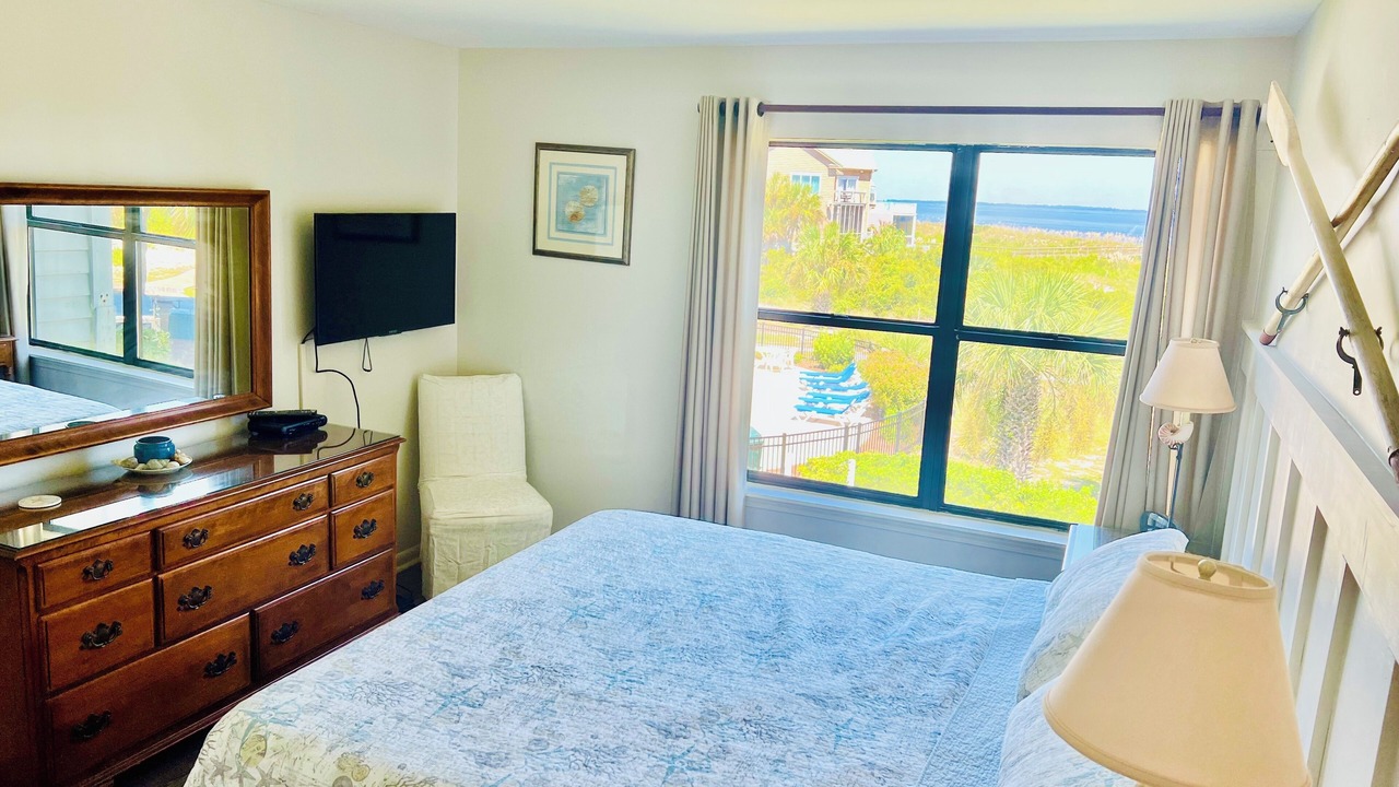 Photo of Bedroom in Beachwalk