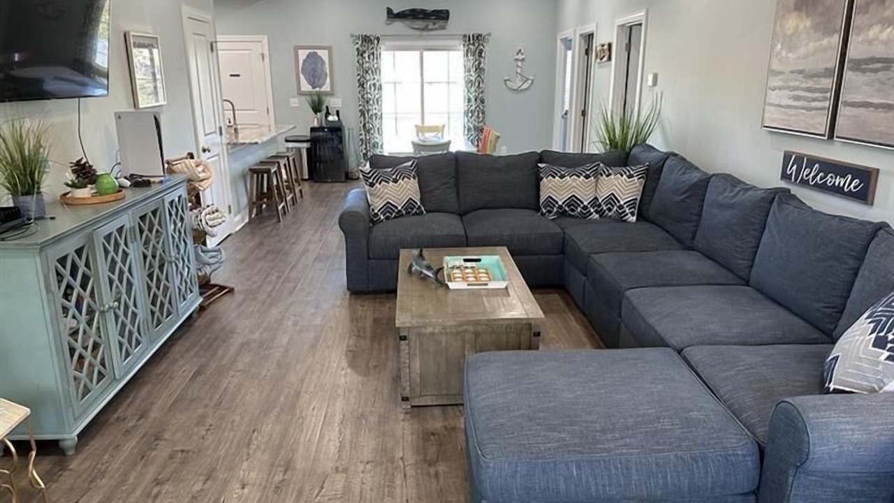 Photo of Bedroom in Crescent Beach