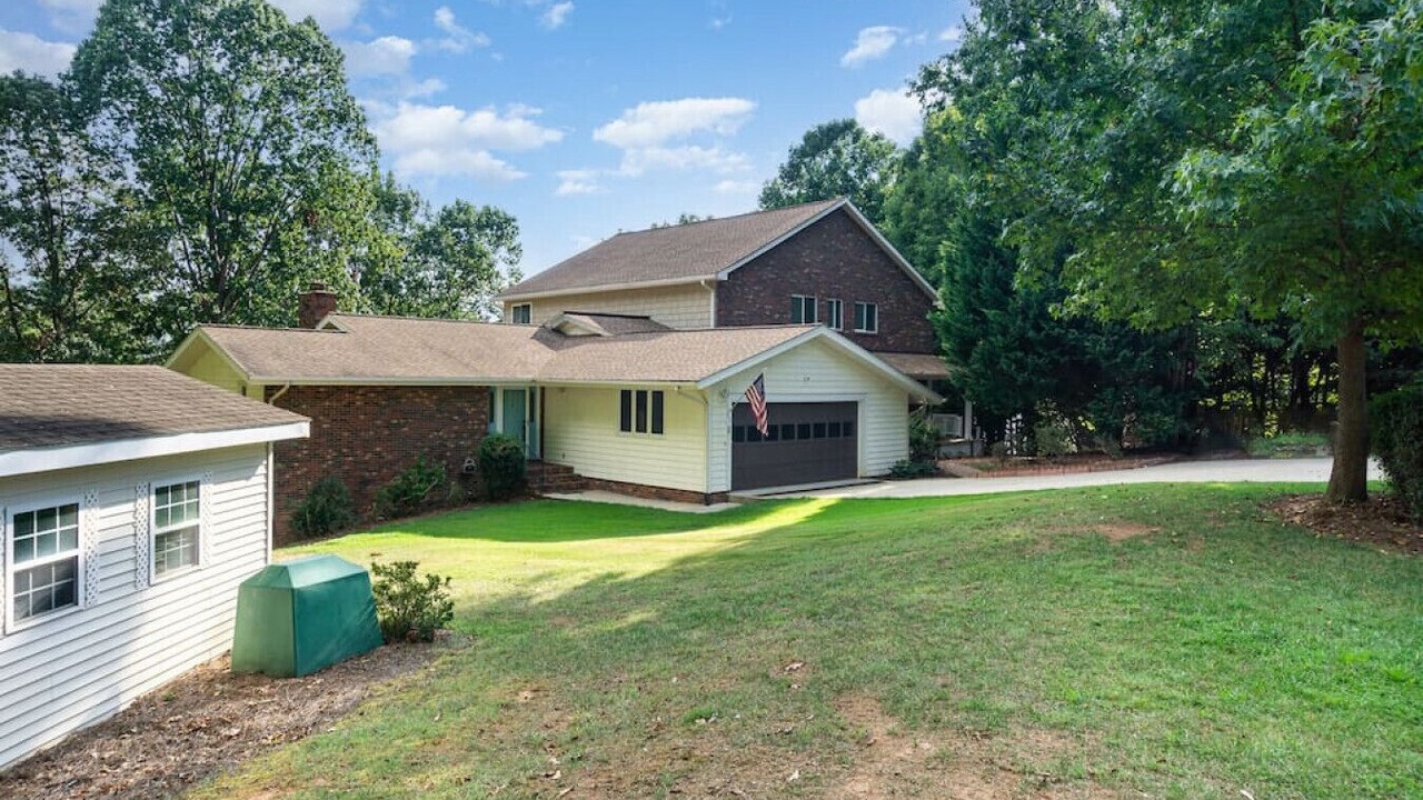 Photo of Outdoor in Troutman