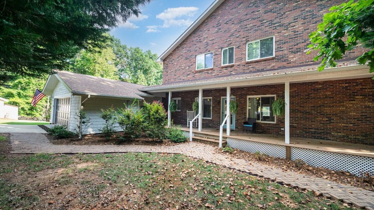 Photo of Outdoor in Troutman