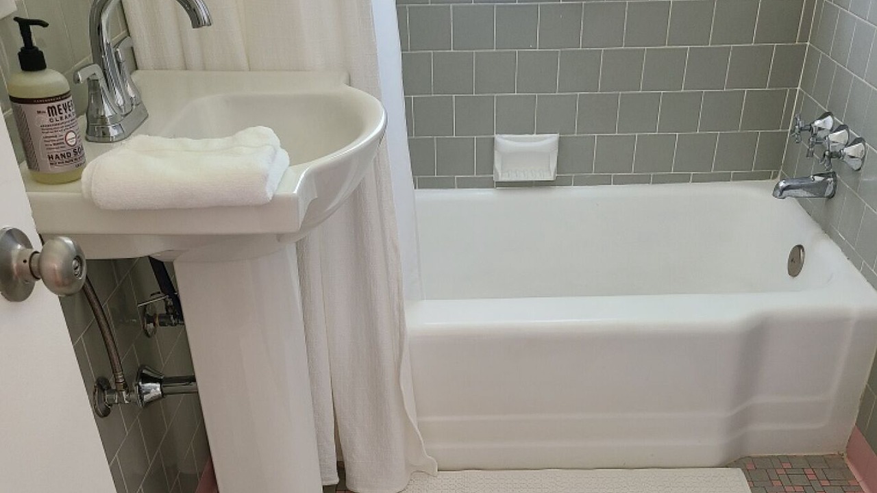 Photo of Bathroom in Live Oak