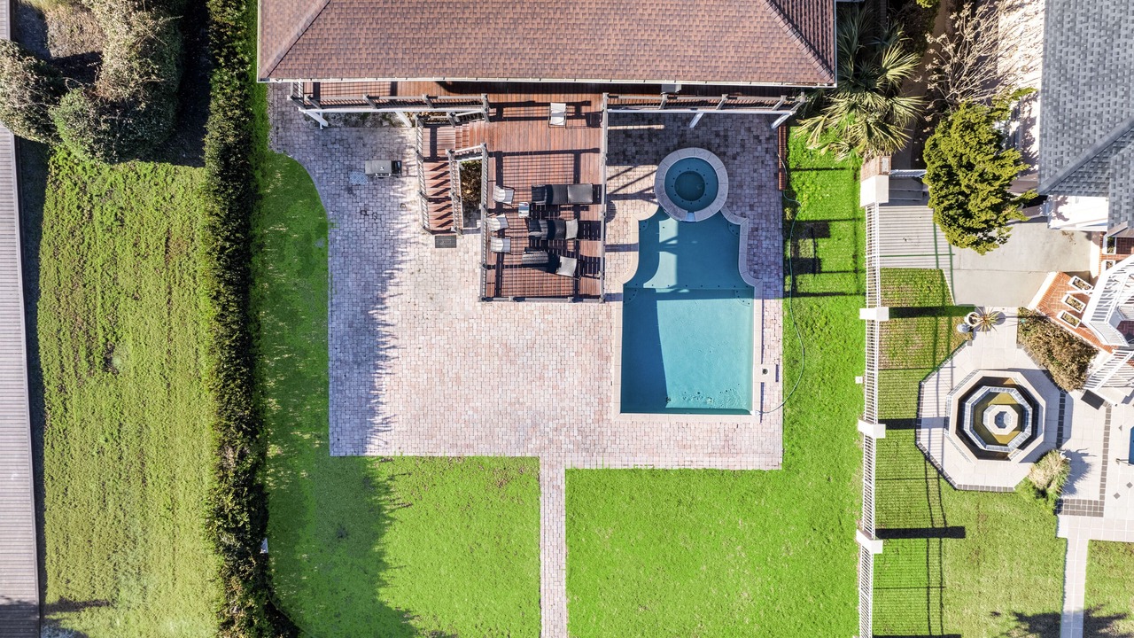 Photo of Outdoor in Golden Mile