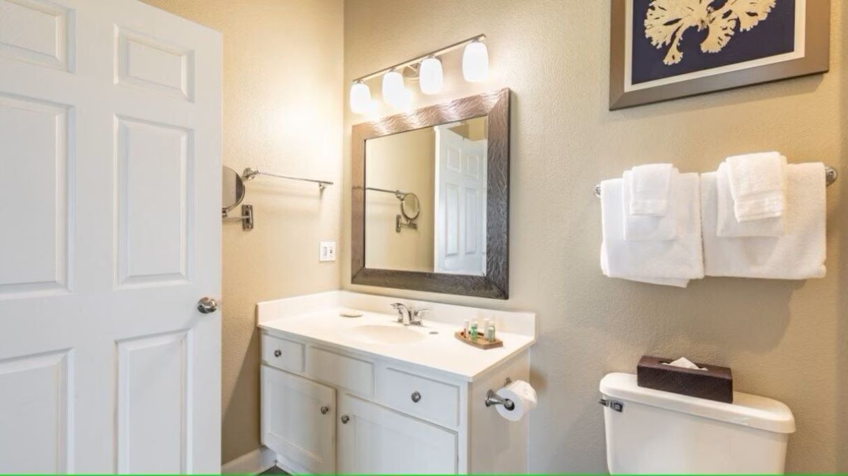 Photo of Bathroom in Ocean Ridge