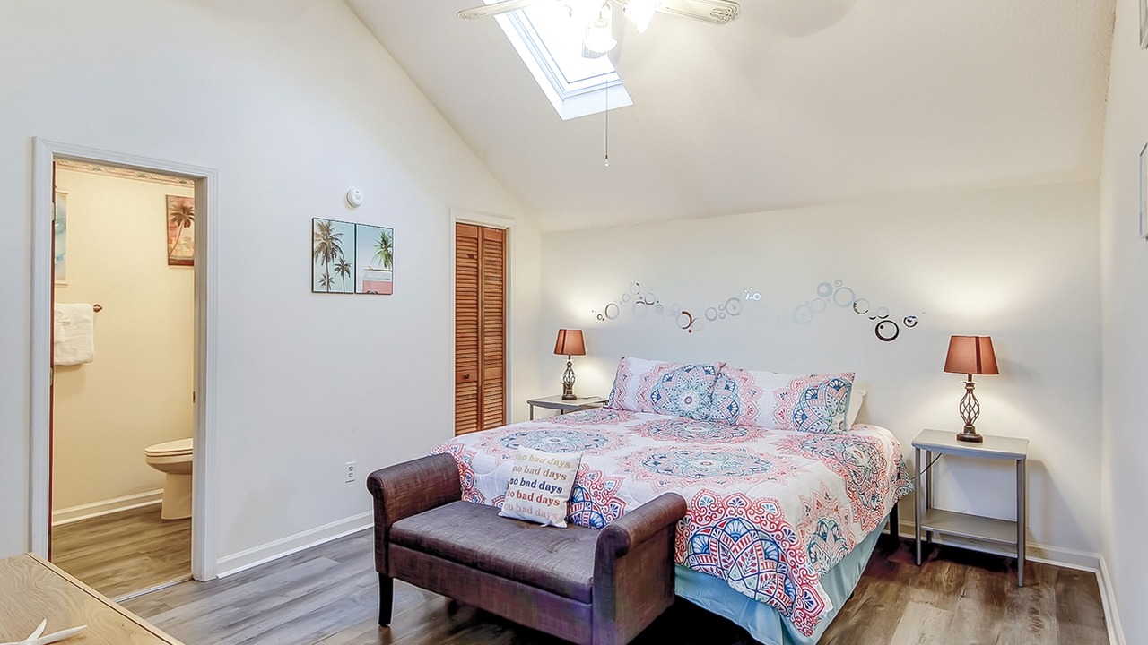 Photo of Bedroom in Surfside Beach
