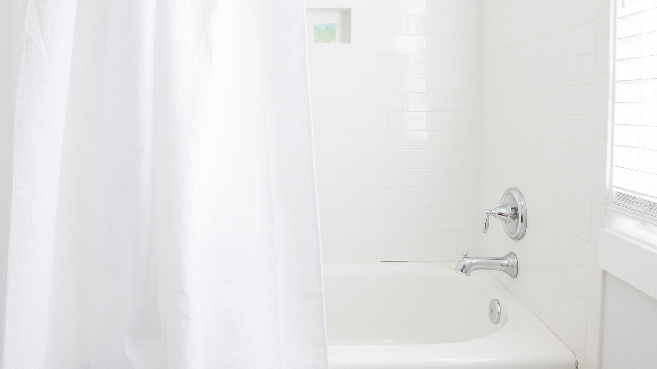 Photo of Bathroom in Cannonborough Elliotborough