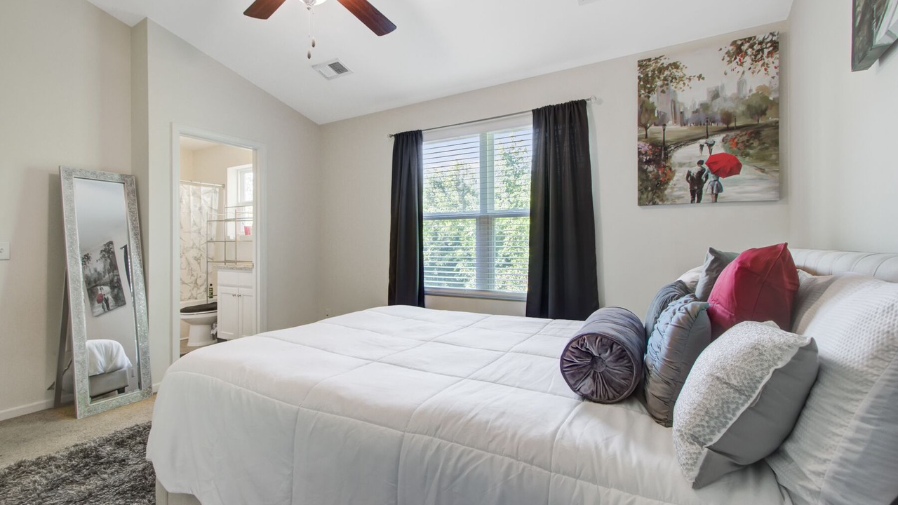 Photo of Bedroom in Ladson