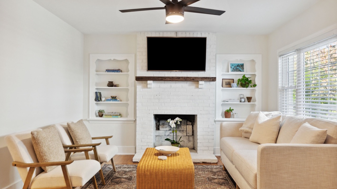 Photo of Livingroom in West Ashley
