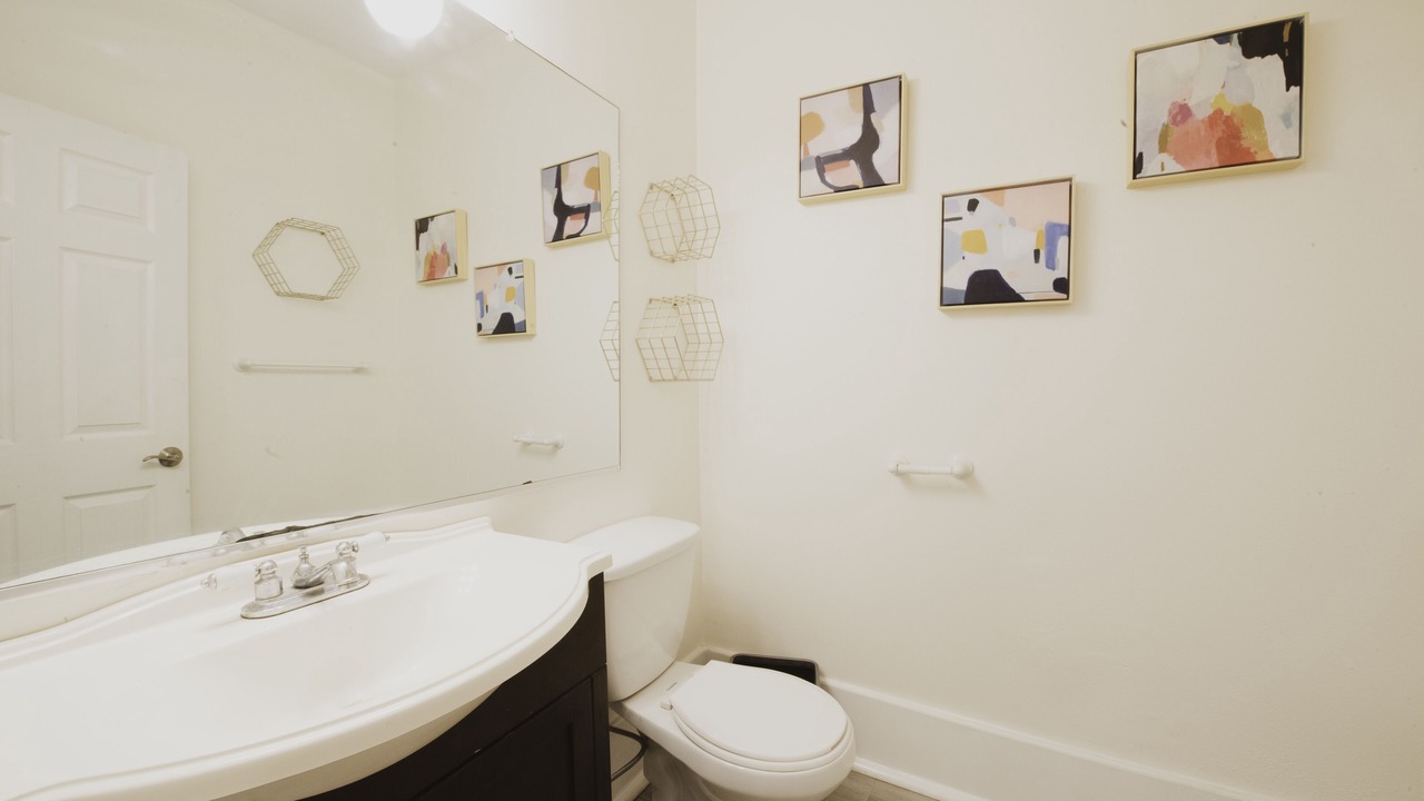 Photo of Bedroom in Metropolitan