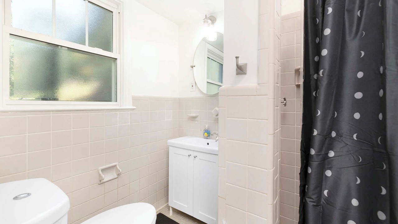 Photo of Bathroom in Ashbrook - Clawson Village