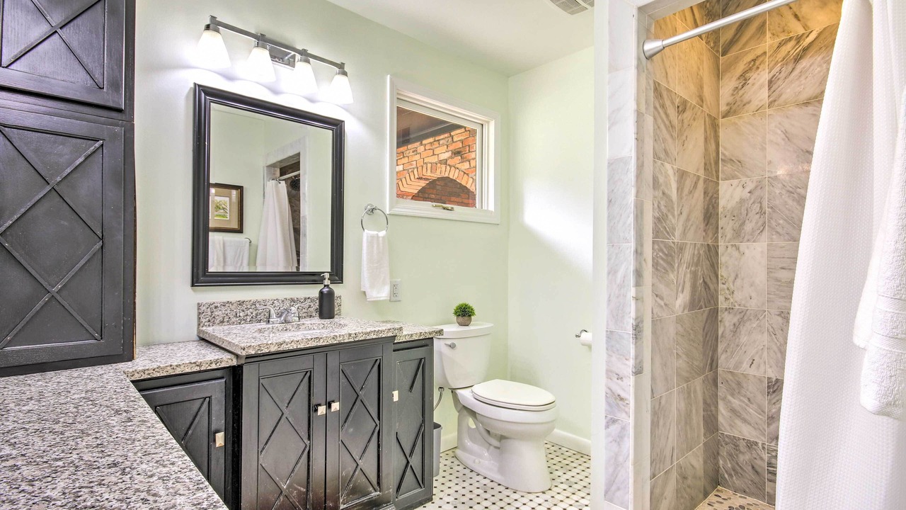 Photo of Bathroom in National Hills