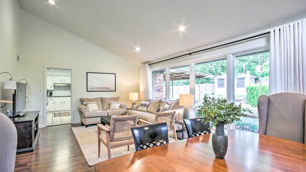 Photo of Livingroom in National Hills