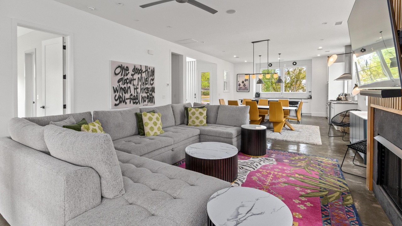 Photo of Livingroom in Mount Pleasant